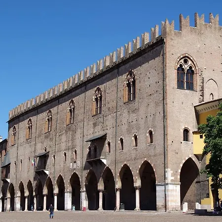 Terminus Nocleg ze śniadaniem 3*