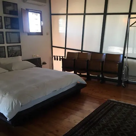 Terminus Bed & Breakfast 3*